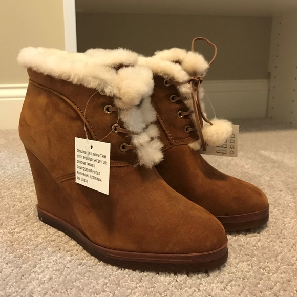 Michael Kors Chadwick Pom Pom Ankle Boot NWT Sz 7